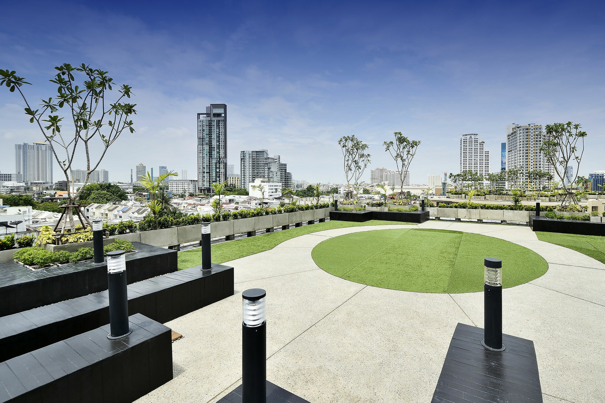 Roomme Hospitality Nang Linchee Branch Bangkok Exterior photo
